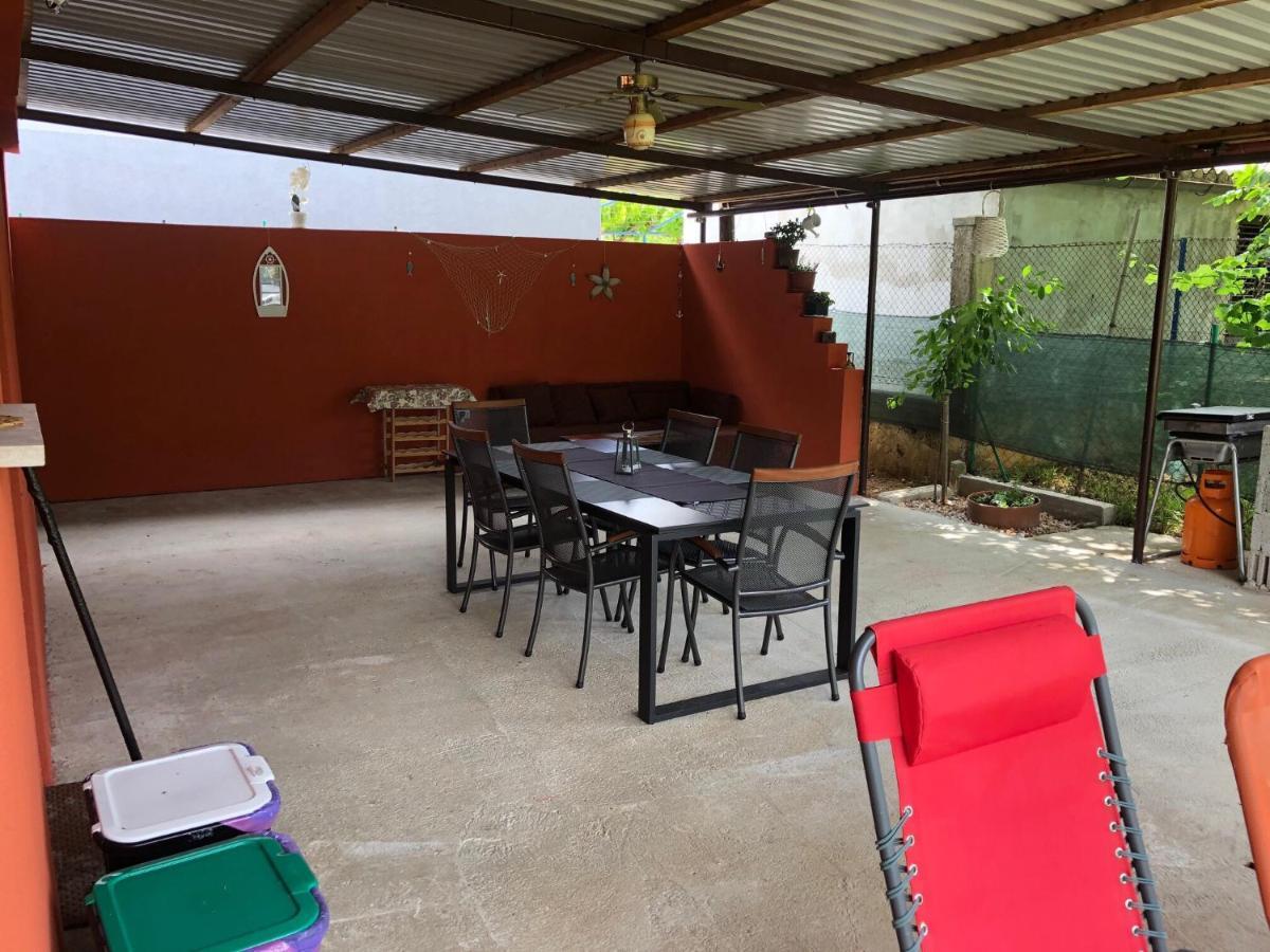 Vacation House "Andy" Pula Exterior foto